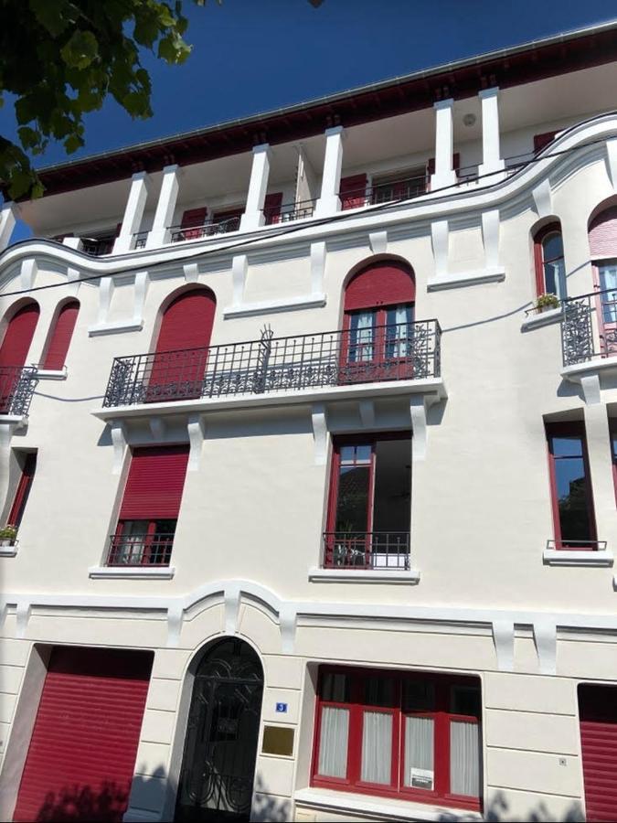 Ferienwohnung Exceptionnel 3 Pieces Art Deco En Dernier Etage Avec Garage Prive Centre Biarritz Exterior foto